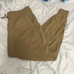 Lululemon dance studio jogger size 14